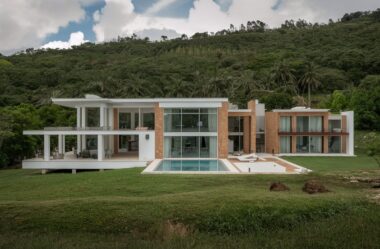 Família Projeto Divino Construindo uma casa firmada na rocha